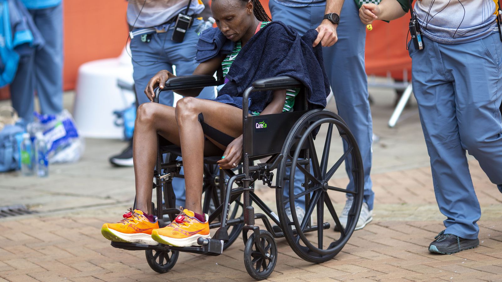 Íþróttakona dæmd í tíu ára bann