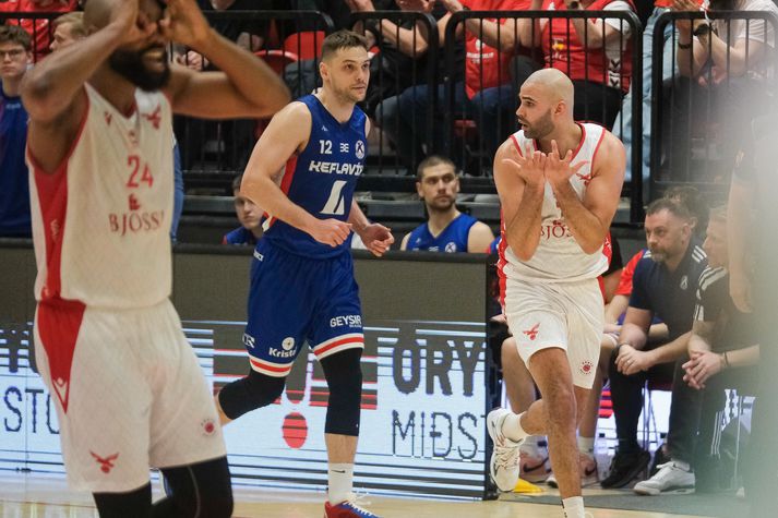 Frank Aron Booker átti frábæran leik í kvöld og setti nýtt persónulegt met í stigum í úrslitakeppni.