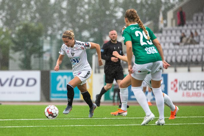 Cloé í leik með ÍBV. Hún fór á dögunum til Benfica í Portúgal.