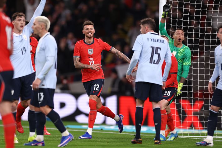 Ben White kom heldur betur við sögu undir lokin á Wembley í kvöld.
