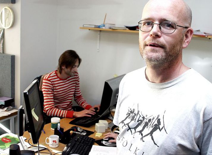 Einar Hrafnsson starfsmaður Blindrabókasafns Íslands.
Hjá safninu eru um sexþúsund titilar til útleigu og á dögunum komu út sjö nýjar hljóðbækur.