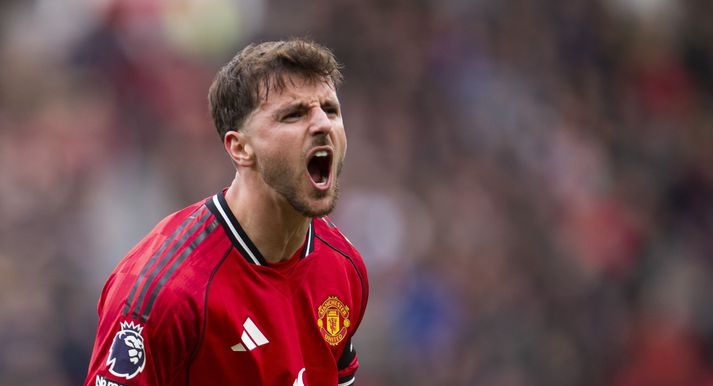 Mount skoraði annað marka Man United í dag.