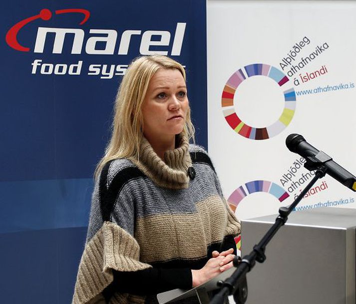 Katrín Júlíusdóttir iðnaðarráðherra fær fyrstu Athafnateygjuna á mánudag.
Fréttablaðið/GVA 