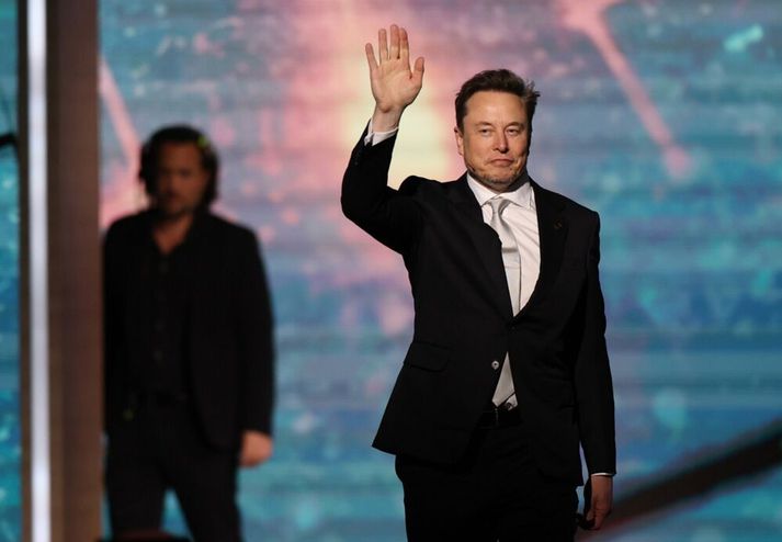 Elon Musk stofnaði Grok árið 2023. 