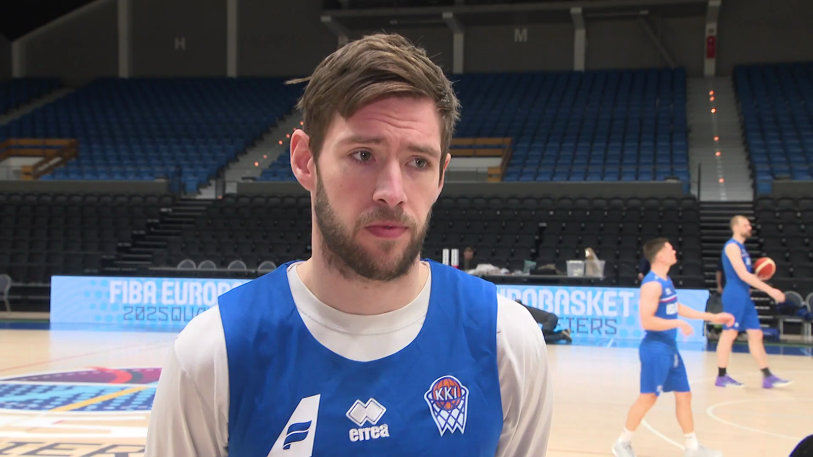 Viðtal við Jón Axel fyrir Ungverjaleik - Sjónvarp - Vísir