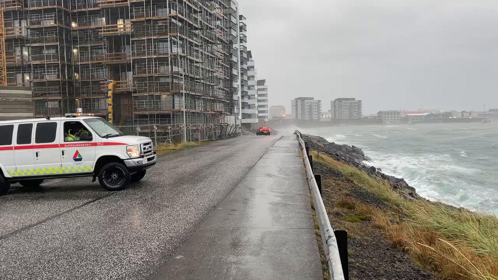 Stormur í Reykjanesbæ - Sjónvarp - Vísir
