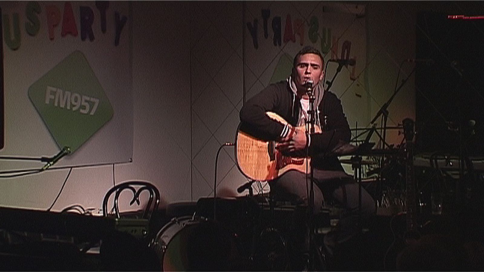 Friðrik Dór - Allt sem þú átt (Eldhúspartý FM957) - Sjónvarp - Vísir