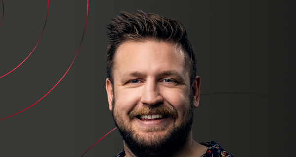 Tommi Steindórs