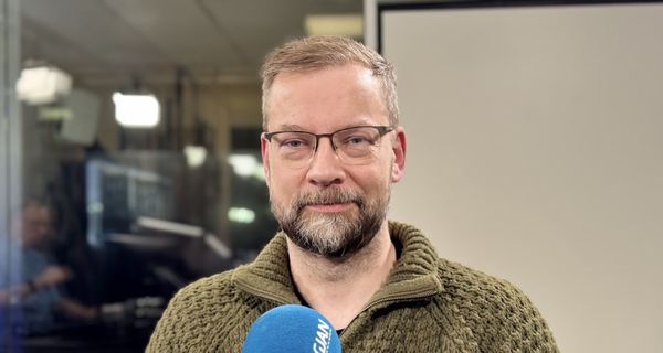 Segir starfsumhverfi þingmanna litast af ofbeldi
