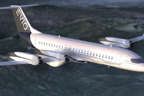 Þróa tvinn-rafmagnsflugvél með Boeing sem bakhjarl