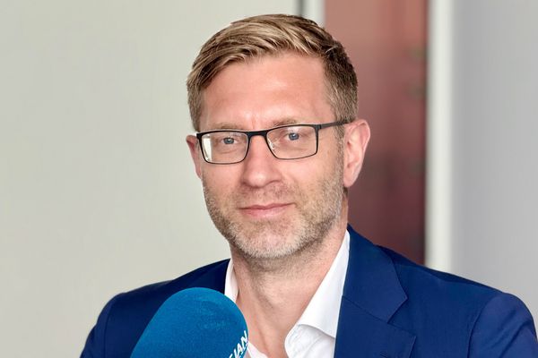 Áhugi almennings í útboði Íslandsbanka langt umfram væntingar