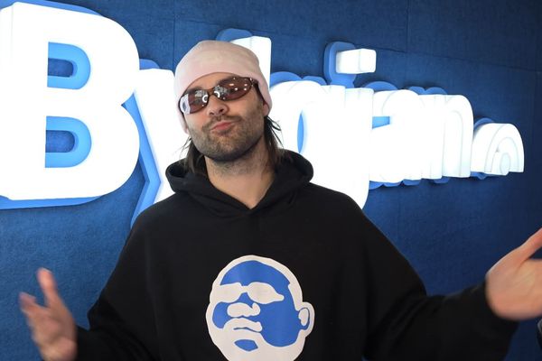 Plata á leiðinni og stórtónleikar á Hlíðarenda