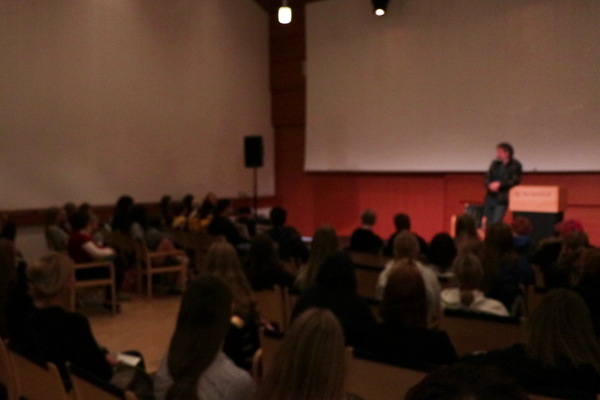 Stelpur filma - Ungar kvik­myndar­gerðar­konur spreyta sig