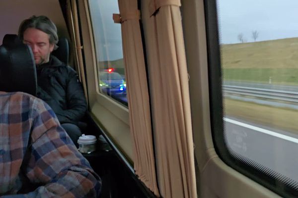 Þriggja tíma sírenuvæl