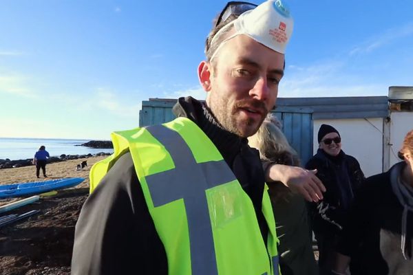 Leikarar Íslands hreinsuðu allt út úr húsi Gísla og Nínu