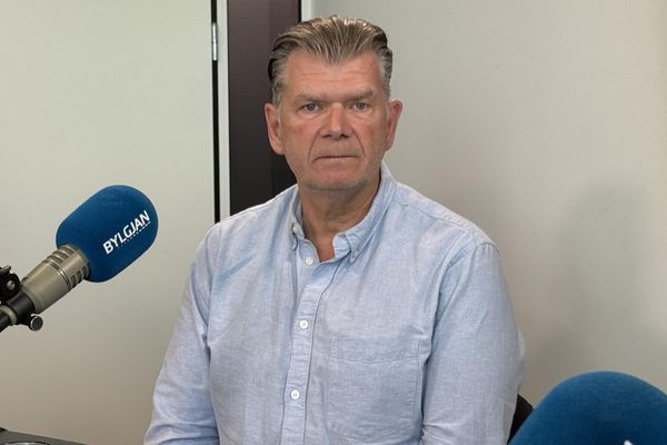 Hvað felst í frumvörpum dómsmálaráðherra í útlendingamálum?