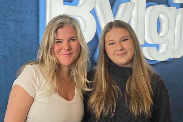 15 ára viðskiptakona með matarvagn