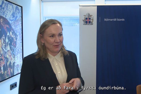 Á bak við tjöldin 2025
