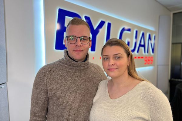 Bítið - Á hrak­hólum í yfir þrjú ár: „Gríðar­­legur kostnaður sem fylgir svona skrípa­­leik“