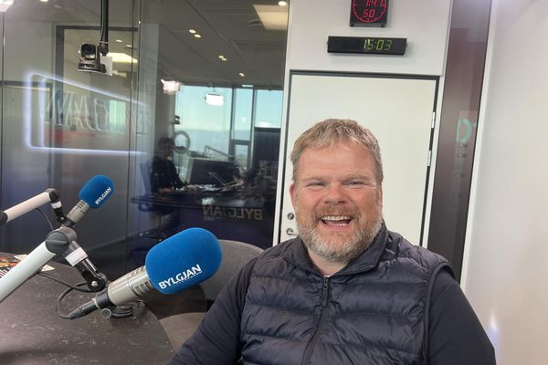 Margt brýnna en að setja reglur um símanotkun í skólum