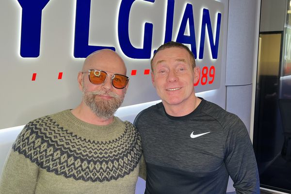 Bubbi klár með 2 plötur og 60 demo!