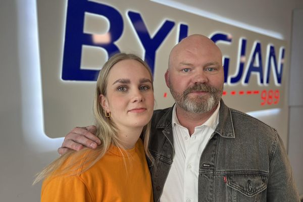 Bítið - 3 lög keppa um Skúrinn