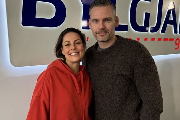 Huldar og Freyja úr bókum Yrsu á skjáinn í apríl