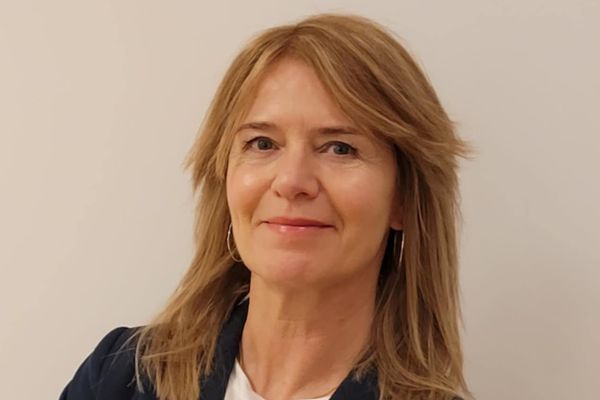 Íhuga auglýsingaherferð vegna tískubylgju unglingsdrengja í sundlaugum