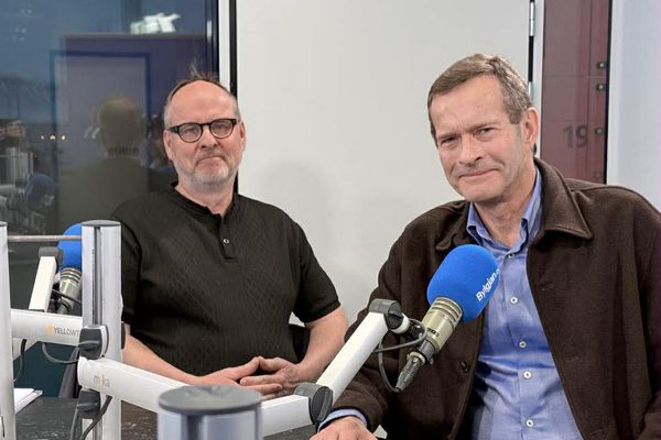 Saka yfirvöld, landlækni og sóttvarnalækni um lygar og yfirhylmingu