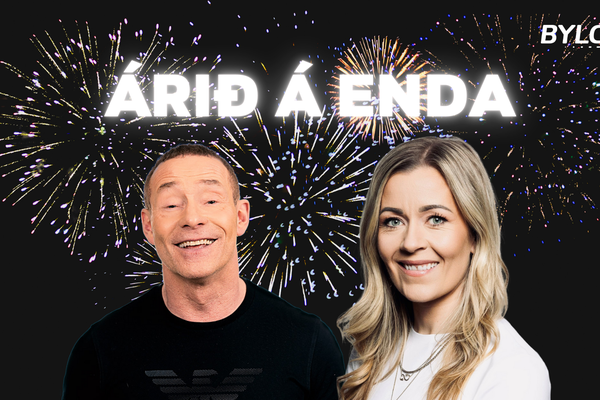 Árið á enda
