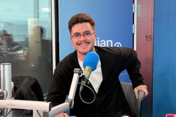 Valur Hólm sneri úr fæðingarorlofi með lista af hlutum í fæðingarorlofið