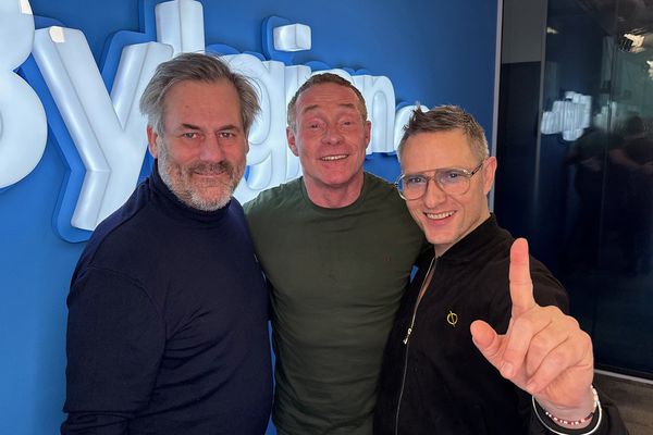 Nýdönsk með Fyrsta skiptið!