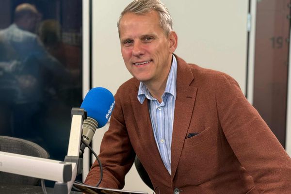 Leikárið svo viðamikið að stækka þarf leikhúsið