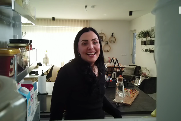 Ísland í dag - Sparar í mat og greiðir 10 milljónir inná húsnæðislánið