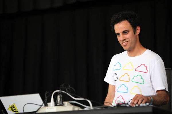 Óvænt plata frá Four Tet
