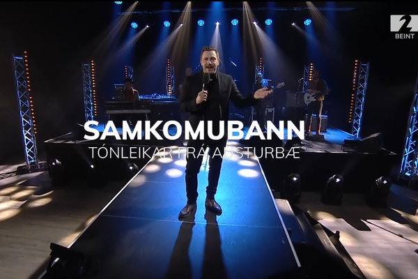 Samkomubann - stórtónleikar í Austurbæ