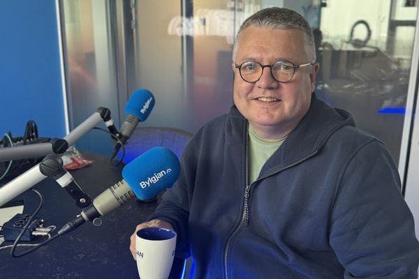 Segir Veðurstofuna of sparsama á appelsínugula litinn