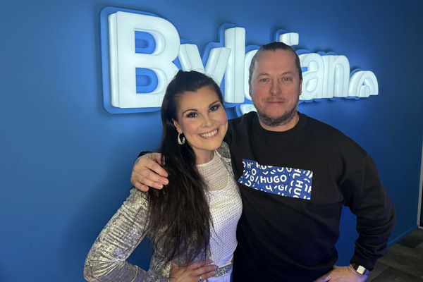 Erna Hrönn: Byrjaði sjö ára að syngja með pabba sínum á jólaböllum