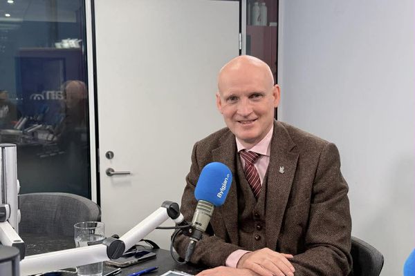 Skoðar strandsiglingar af alvöru