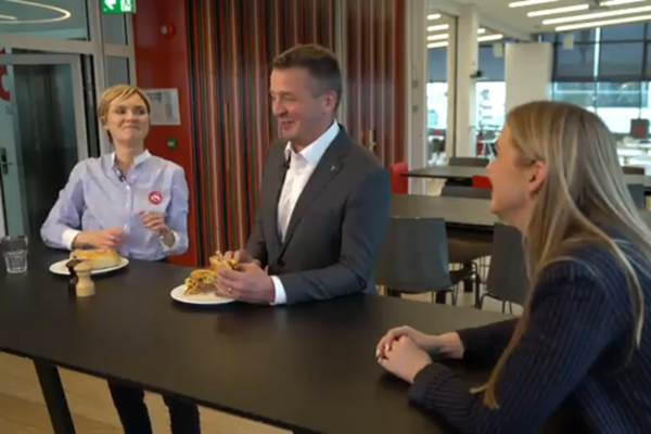 Unga fólkið - Kosningalokur