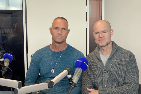 Bítið - Misstu báðir heilsuna eftir bólusetningar