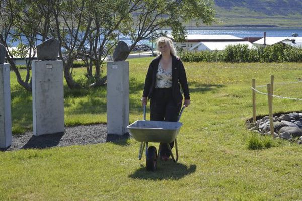 Bítið - Raggagarður á Súðavík hlýtur Umhverfisverðlaun: Hlátur og gleði eru launin