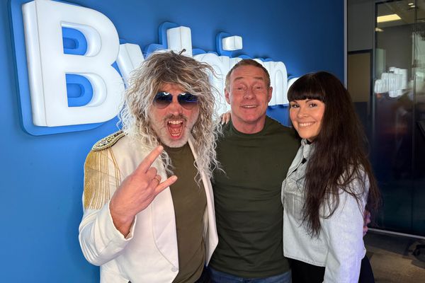 Hr. Eydís og Erna Hrönn með glamrokk veislu