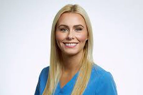 Af hverju verður maður andfúll og hvernig losnar maður við fýluna?