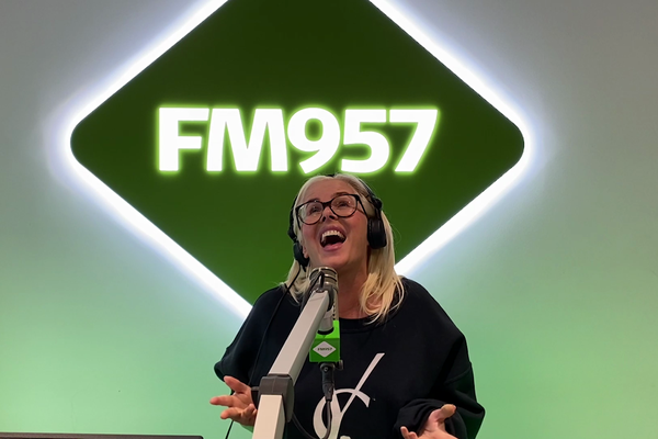 Svala Björgvins í karókí - The Power of Love