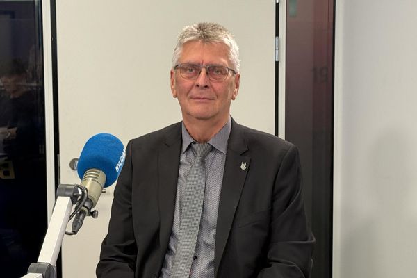 Hrifinn af Kveikjum neistann og finnst alvarlegt ef einkunnir eru falsaðar