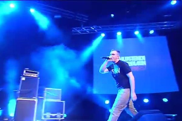 Tiny ásamt StonysWorld - Hlust­enda­verð­launin 2012