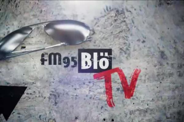 FM95BLÖ - Eins árs afmæli og allir taka lagið