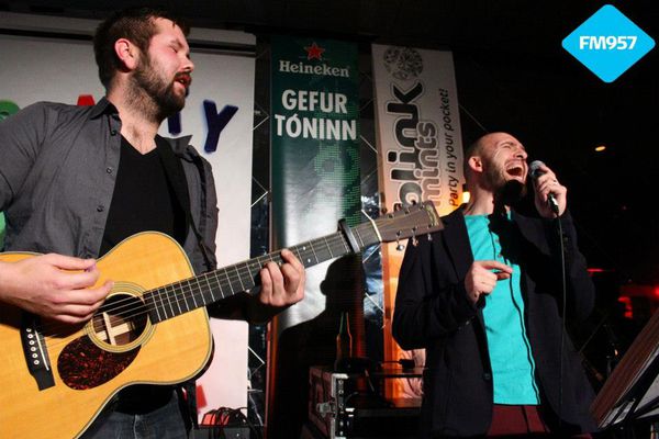 Eldhúspartý - Sverrir Bergmann - Ég Fer Ekki Neitt