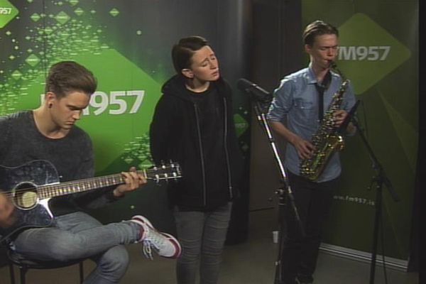 FM957: Vök - Swim Good hjá Sverri Bergmann og Ernu Hrönn